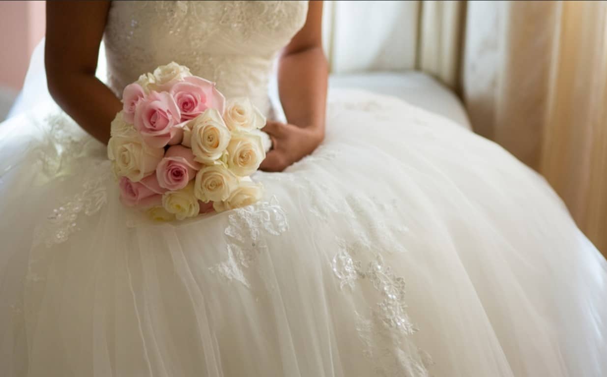 Por qué el vestido de novia es blanco